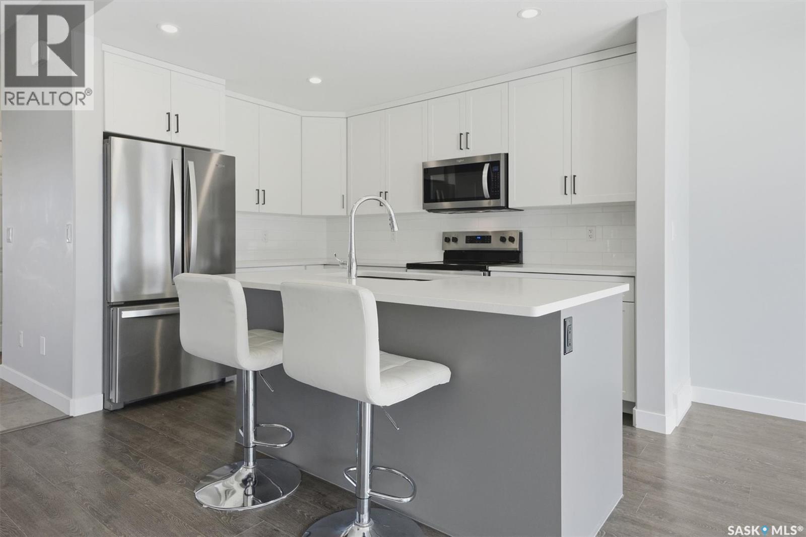 348 Brighton Gate, Saskatoon, Saskatchewan  S7V 0P9 - Photo 8 - SK036386