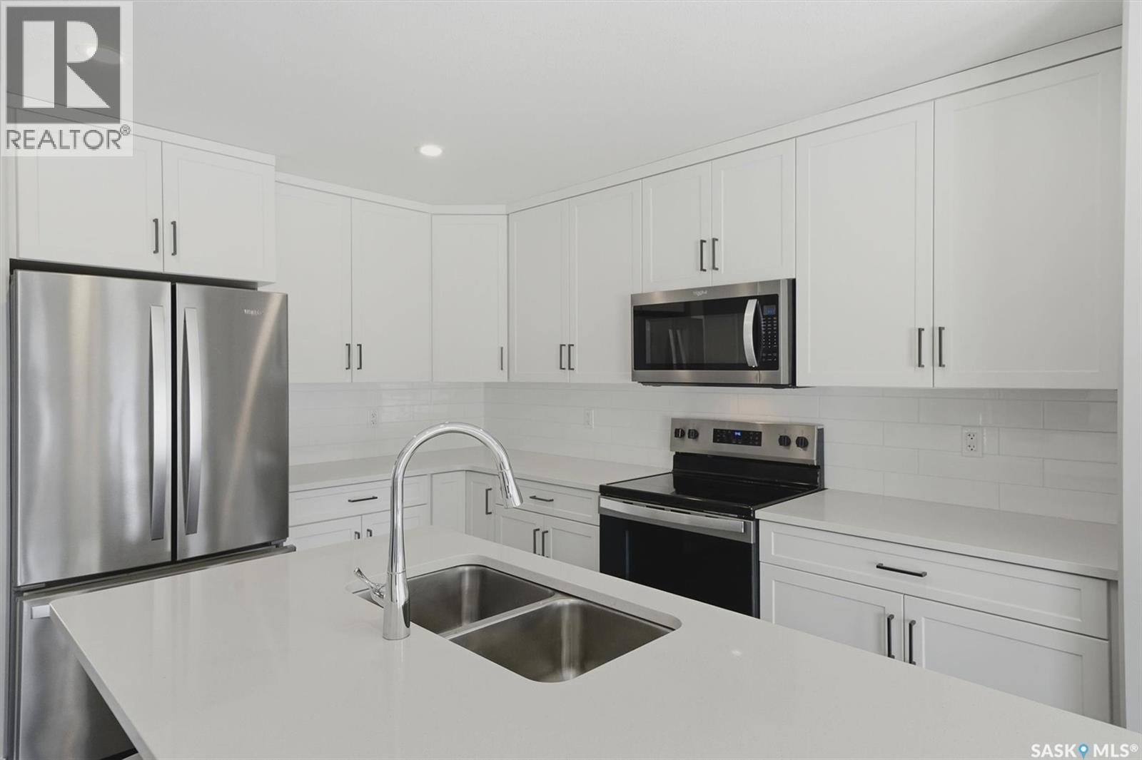 348 Brighton Gate, Saskatoon, Saskatchewan  S7V 0P9 - Photo 9 - SK036386