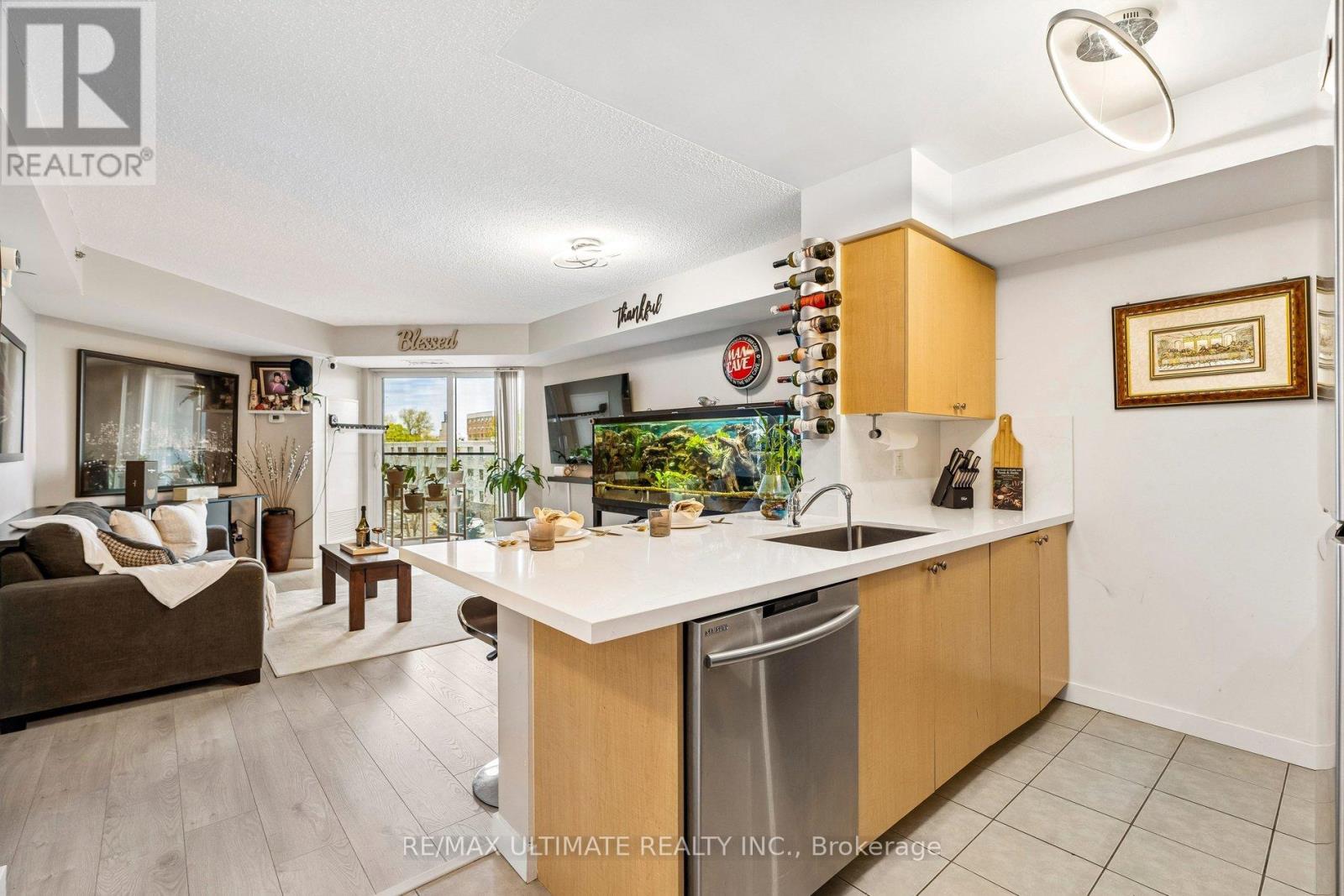 308 - 35 Saranac Boulevard, Toronto, Ontario  M6A 2G4 - Photo 5 - C13148816