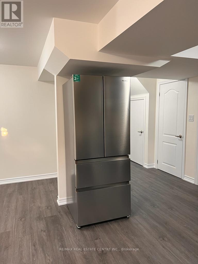 6351 Ormindale Way, Mississauga, Ontario L5V 1J2 - Photo 6 - W13139154