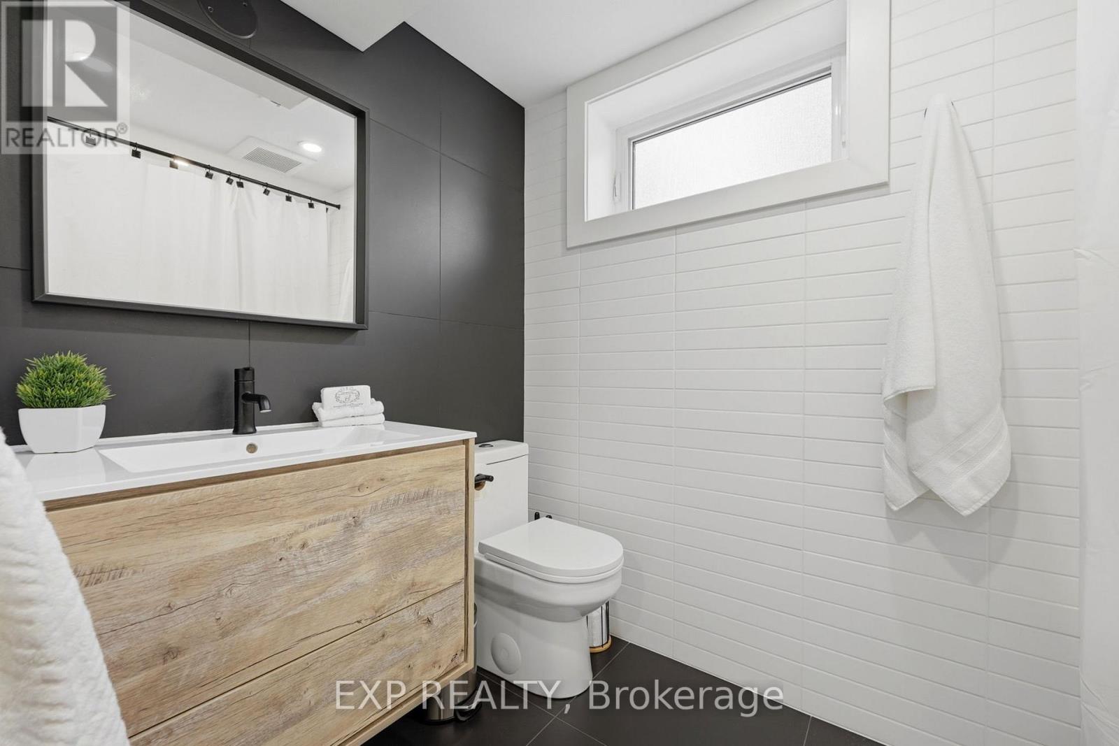 2504 Yarmouth Crescent, Oakville, Ontario  L6L 2M8 - Photo 23 - W13147258