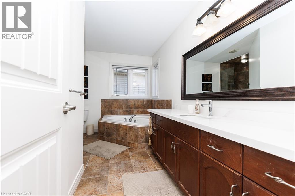 4433 Comfort Crescent, Beamsville, Ontario  L3J 1N3 - Photo 26 - 40831778