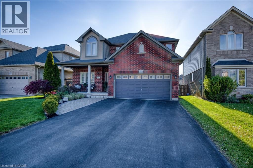 4433 Comfort Crescent, Beamsville, Ontario  L3J 1N3 - Photo 3 - 40831778