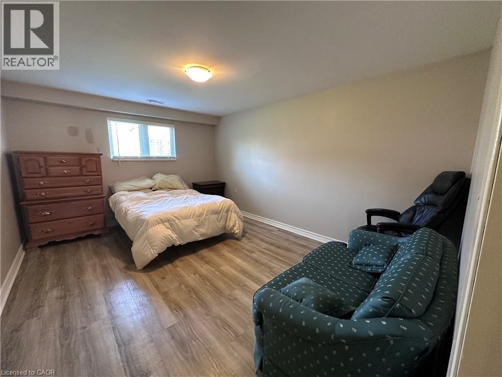 60 Endicott Terrace, Welland, Ontario  L3C 5R8 - Photo 4 - 40830092