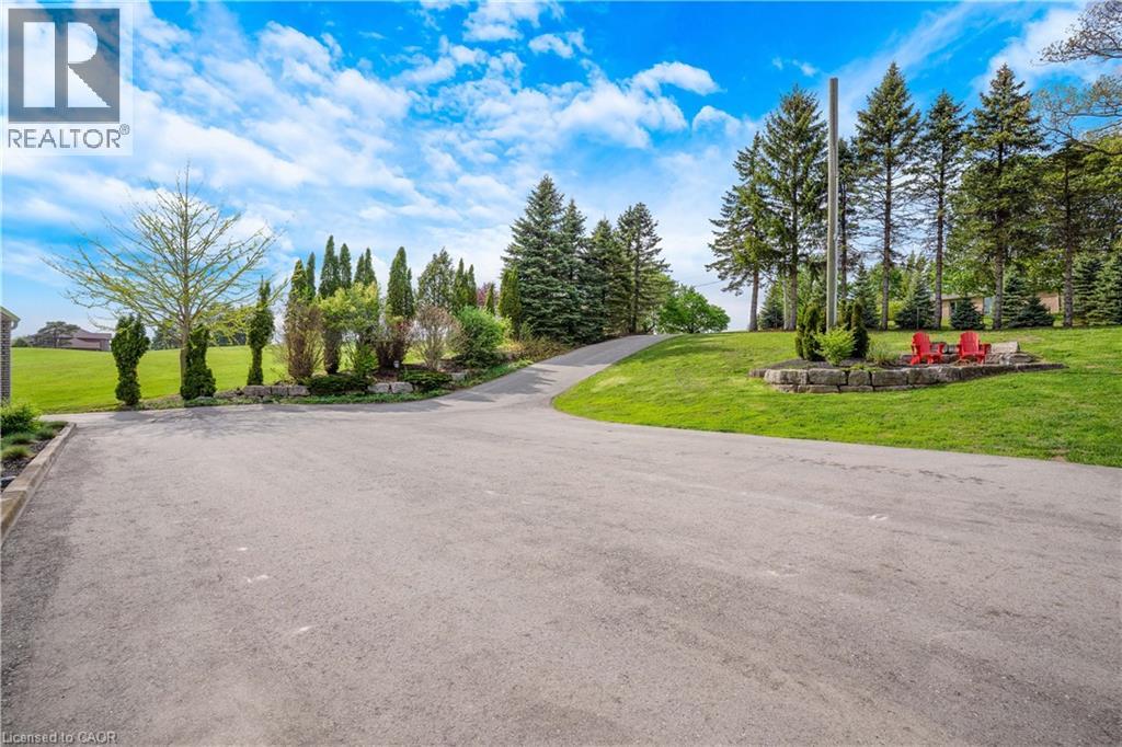 1279 Maple Manor Road, Cambridge, Ontario N1R 5S6 - Photo 2 - 40825946