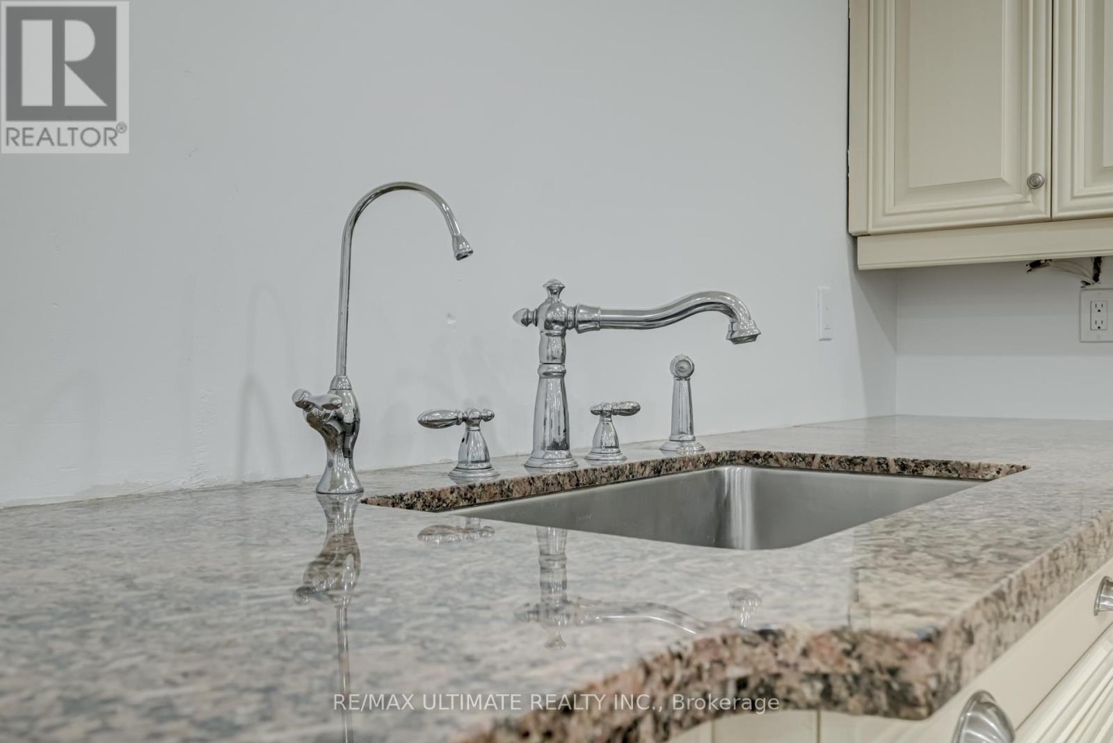 5 Bayswater Avenue, Richmond Hill, Ontario L4E 2L4 - Photo 19 - N12764308
