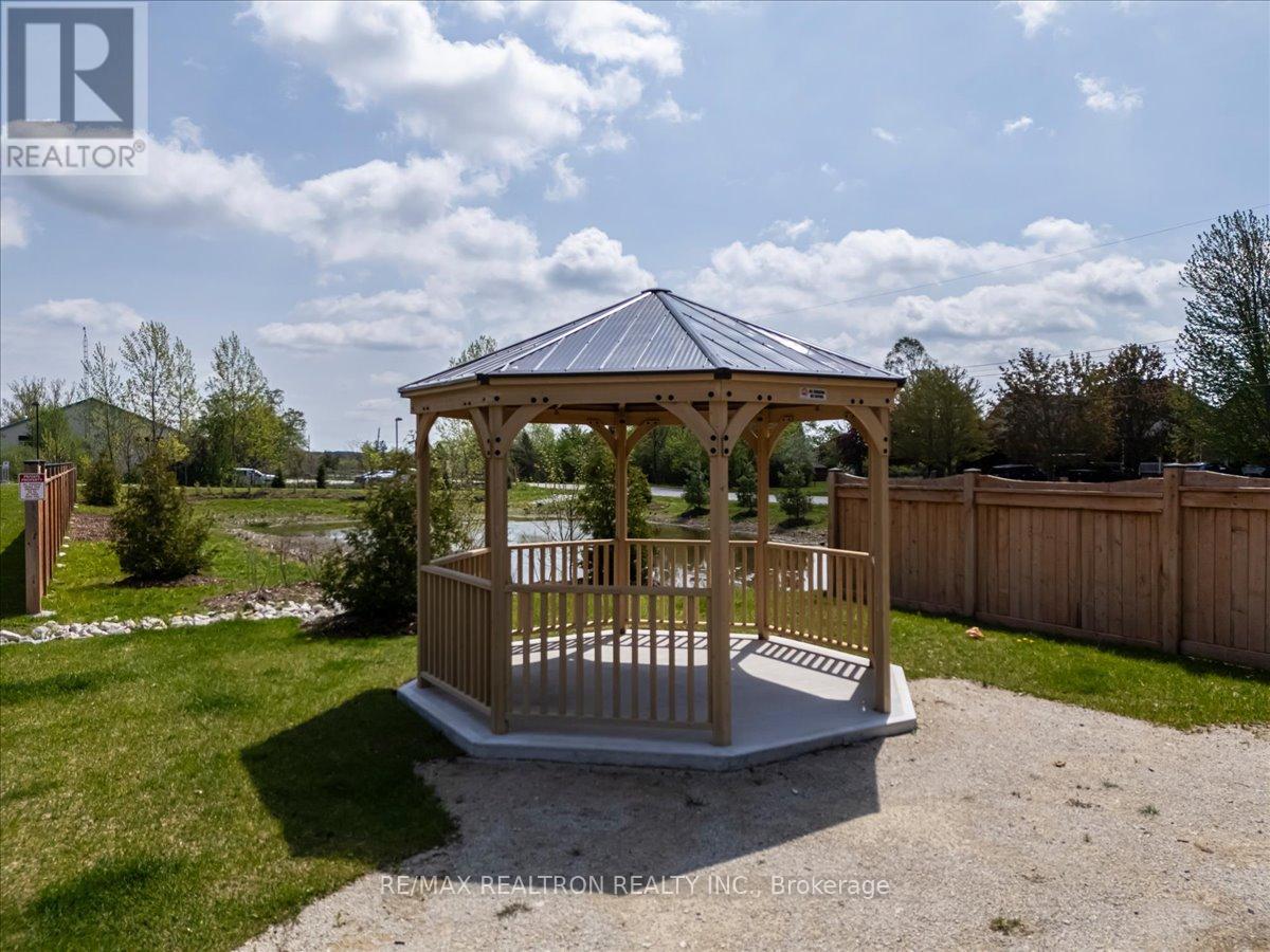 309 - 121 Mary Street, Clearview, Ontario  L0M 1G0 - Photo 31 - S13133198
