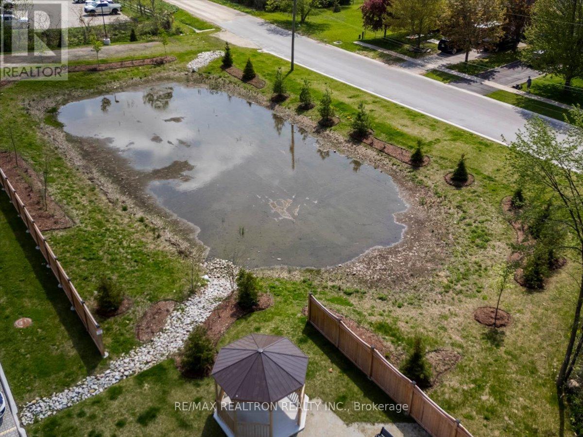 309 - 121 Mary Street, Clearview, Ontario  L0M 1G0 - Photo 32 - S13133198