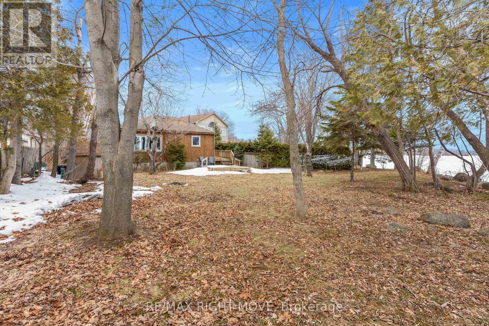 2674 Lone Birch Trail, Ramara, Ontario  L0K 1B0 - Photo 38 - S12931096