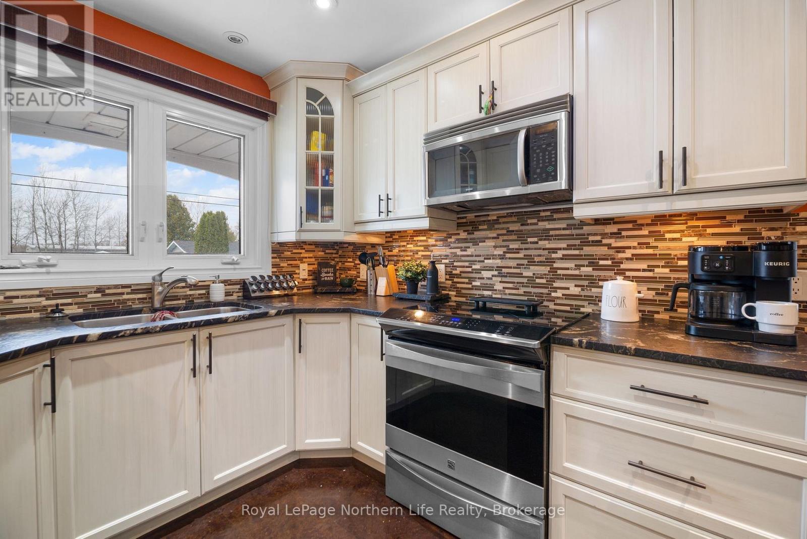 66 Montreal Street, West Nipissing, Ontario  P2B 3G9 - Photo 17 - X13149120