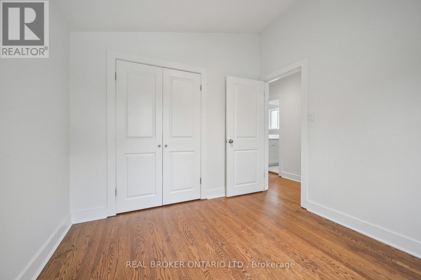 77 Norgrove Crescent, Toronto, Ontario  M9P 3C7 - Photo 17 - W13134042