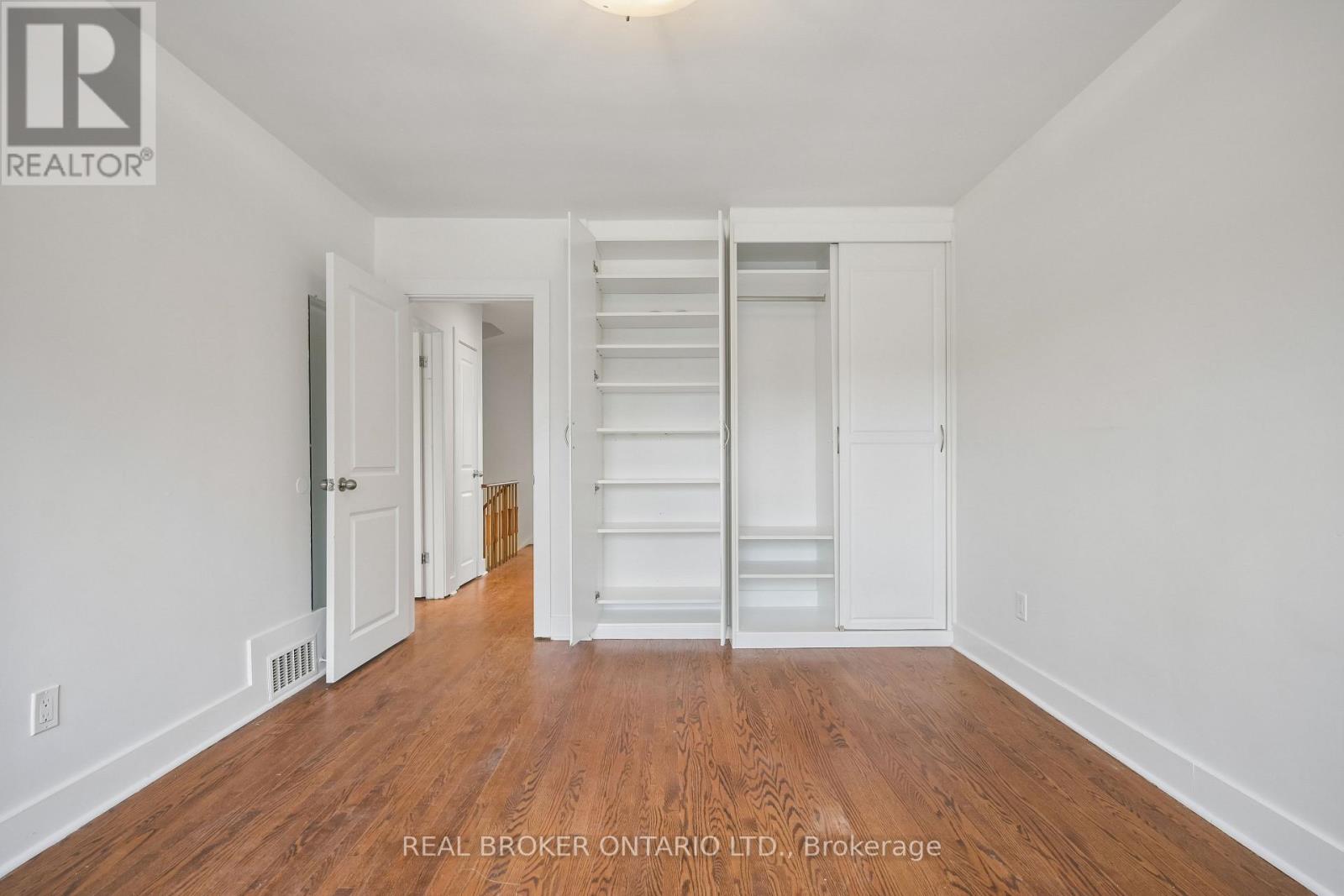 77 Norgrove Crescent, Toronto, Ontario  M9P 3C7 - Photo 19 - W13134042