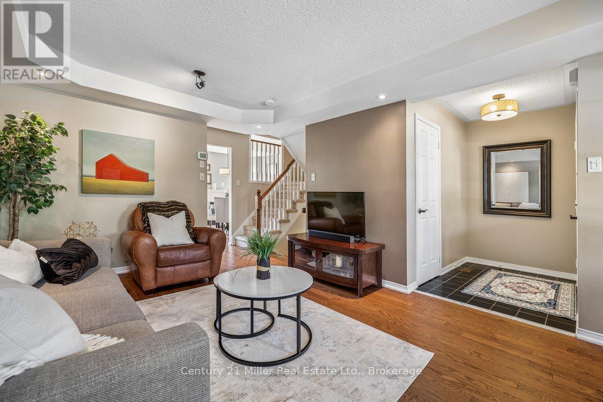 210 Littlewood Drive, Oakville, Ontario  L6H 6T6 - Photo 8 - W13149632