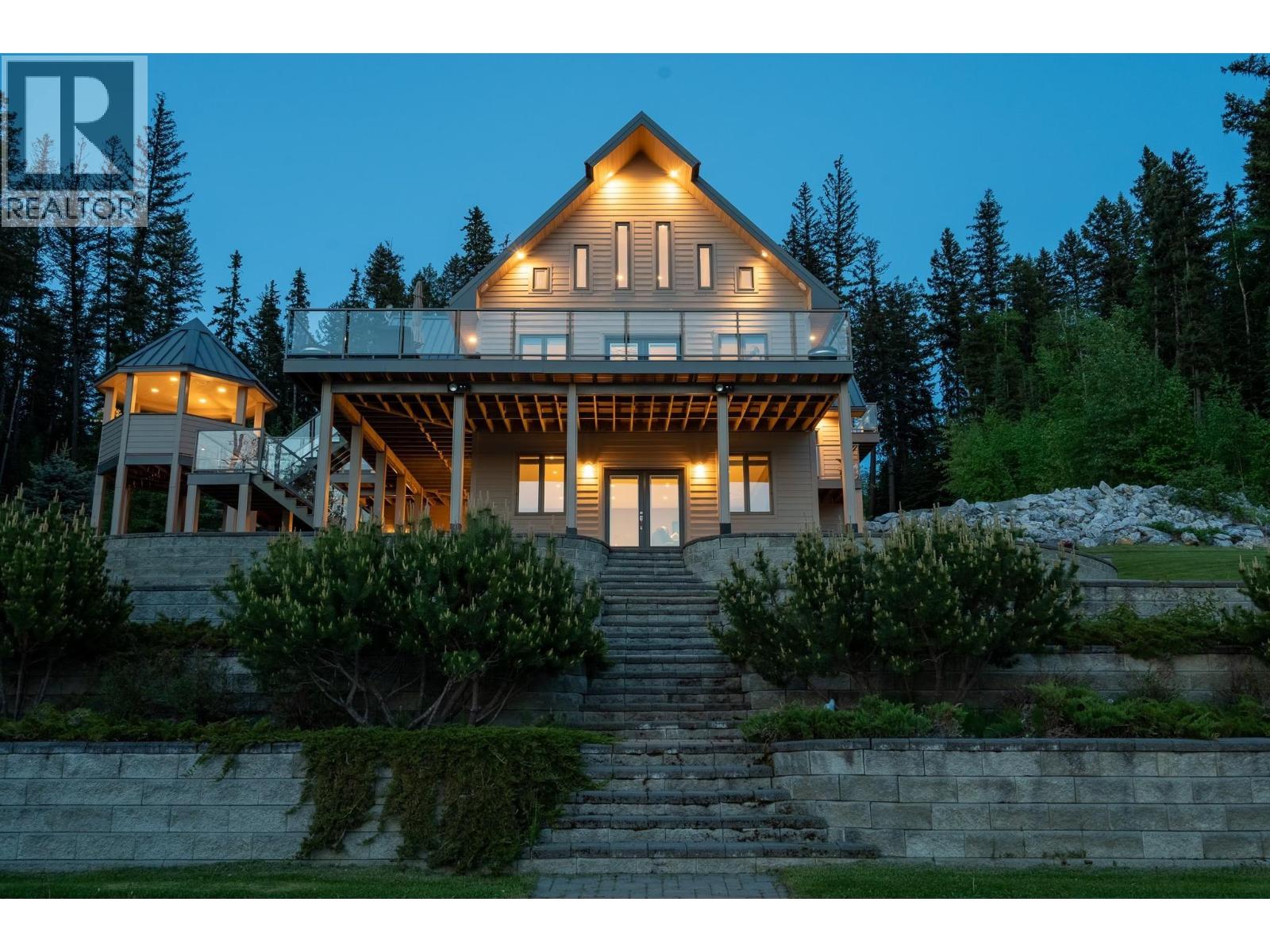 21565 West Lake Road, Prince George, British Columbia  V2N 6H5 - Photo 1 - R3125534