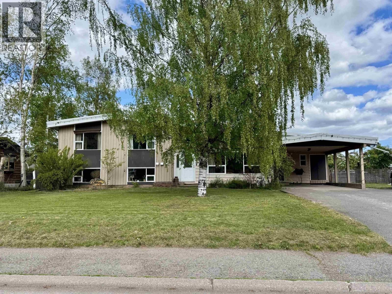 4168 Broadway Avenue, Smithers, British Columbia  V0J 2N0 - Photo 1 - R3125536