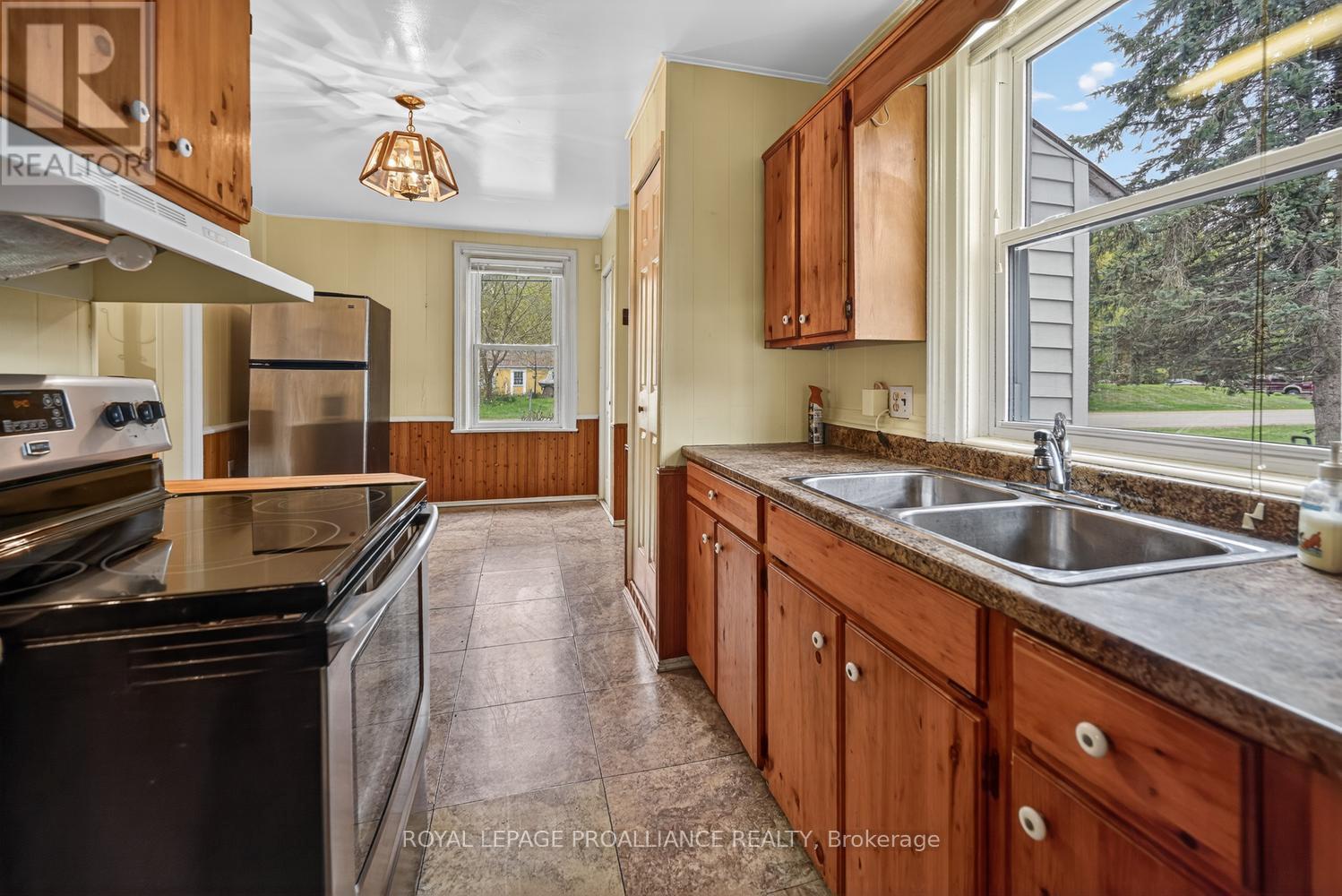 9356 Addison Greenbush Road, Elizabethtown-Kitley, Ontario  K0E 1A0 - Photo 13 - X13149522