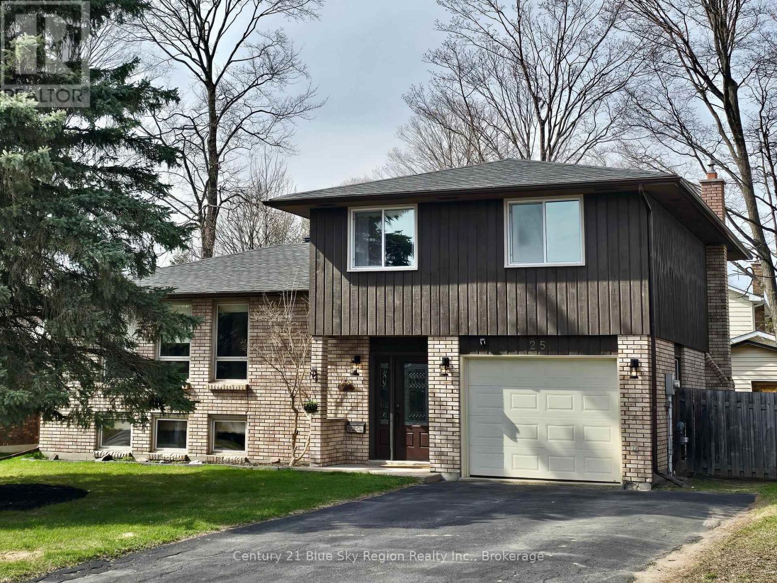 25 Carriage Crescent, North Bay, Ontario  P1C 1G5 - Photo 1 - X13149776