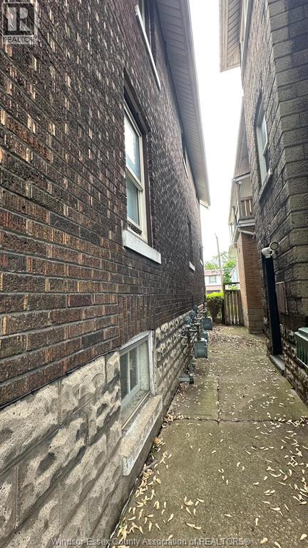 1550 Bruce Avenue, Windsor, Ontario  N9X 1X9 - Photo 8 - 26011611