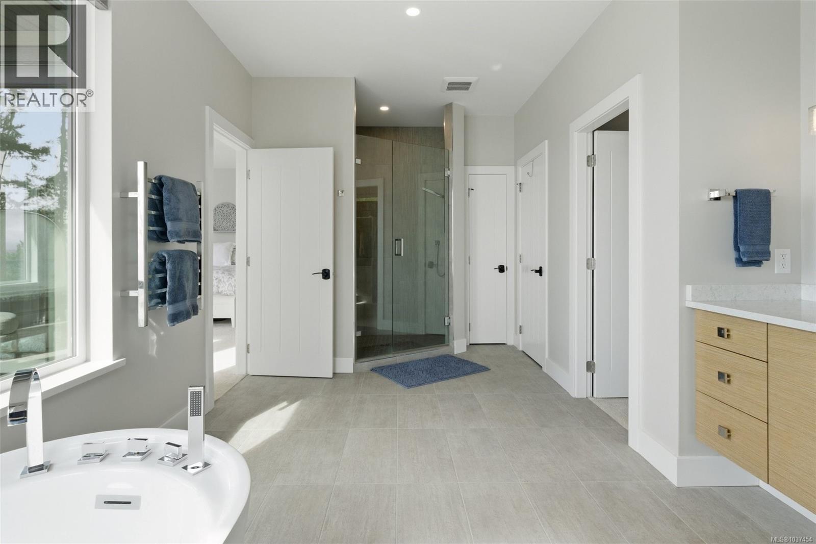 2480 Lighthouse Point Rd, Sooke, British Columbia  V9Z 1G7 - Photo 53 - 1037454
