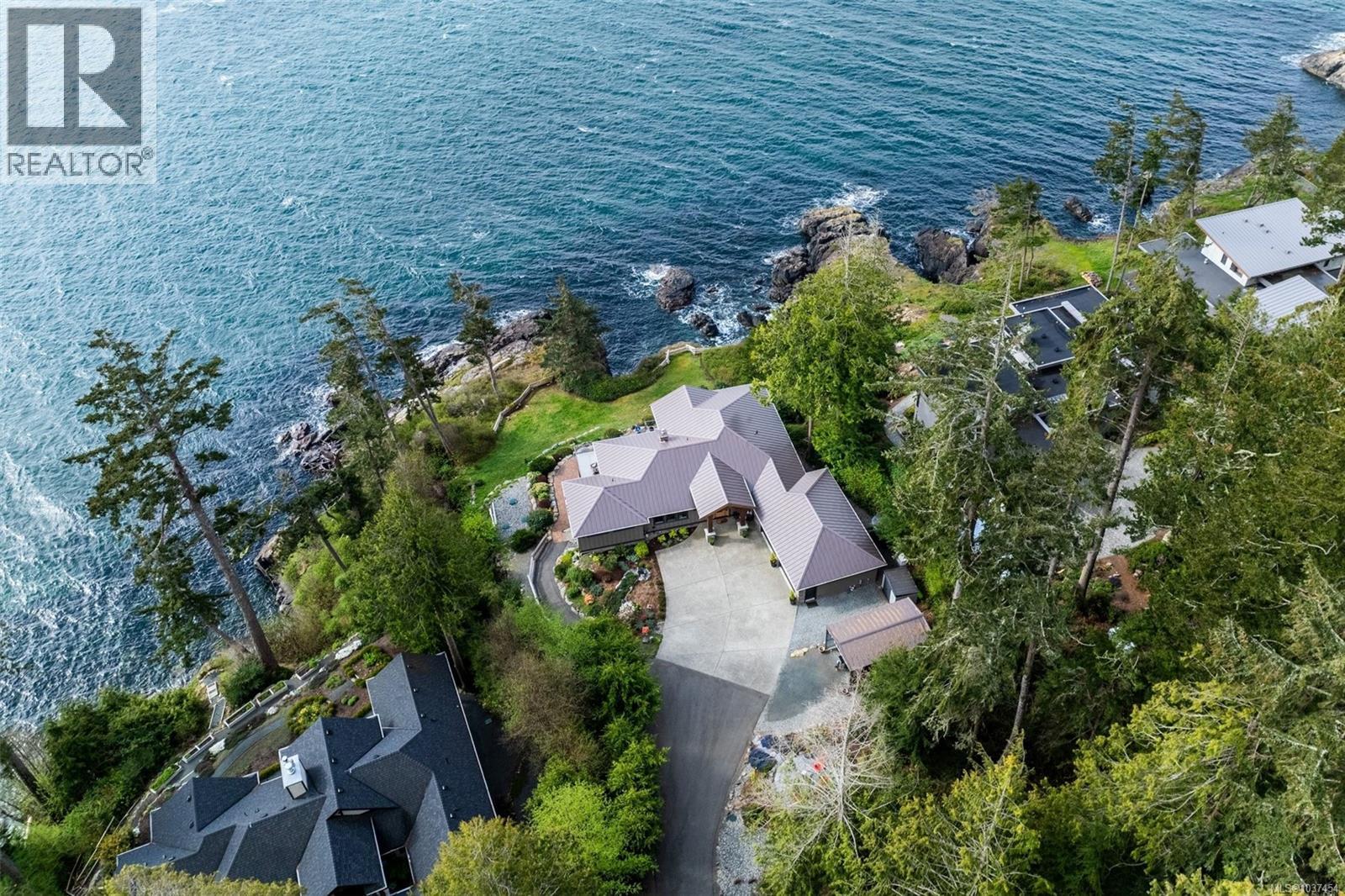 2480 Lighthouse Point Rd, Sooke, British Columbia  V9Z 1G7 - Photo 8 - 1037454