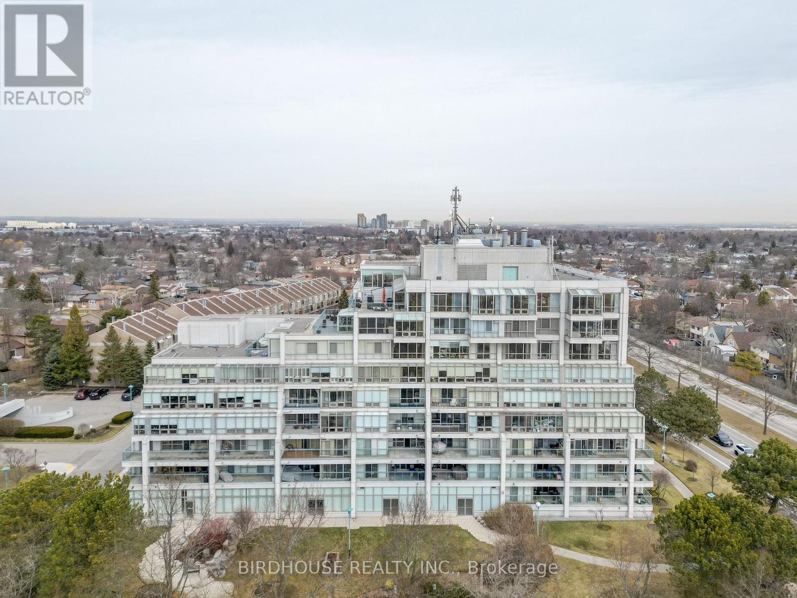 311 - 45 Cumberland Lane, Ajax, Ontario  L1S 7K3 - Photo 34 - E13149532