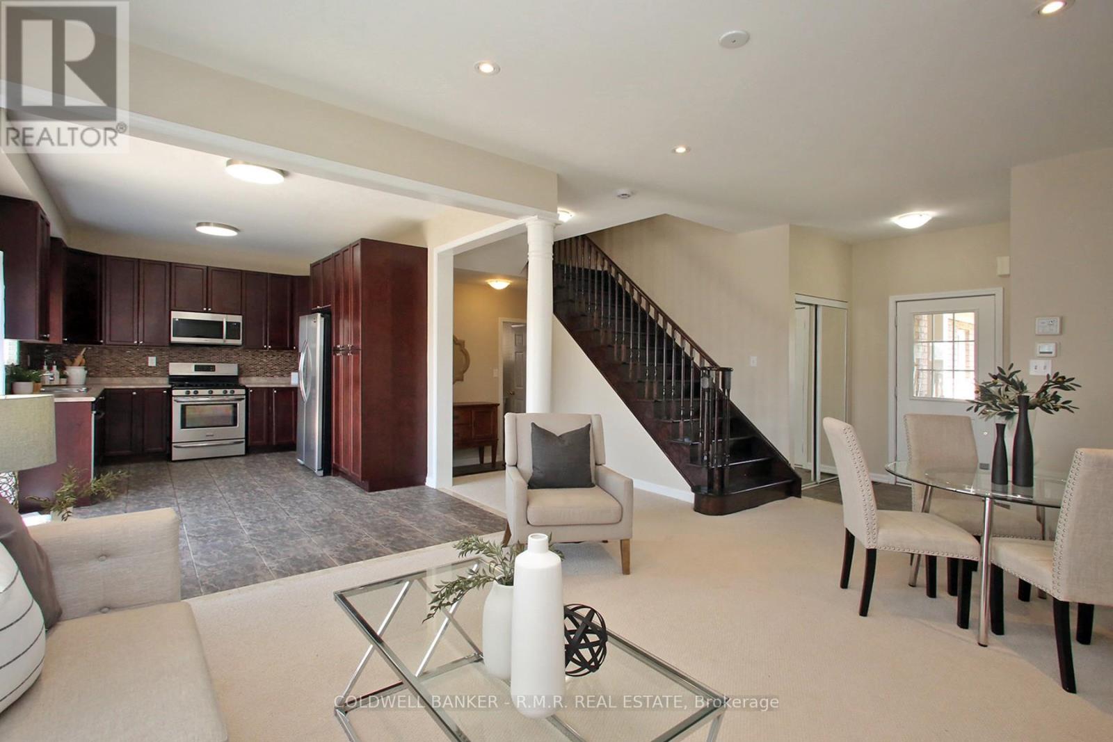 1626 Quail Run Drive, Oshawa, Ontario  L1K 0L9 - Photo 4 - E13149642