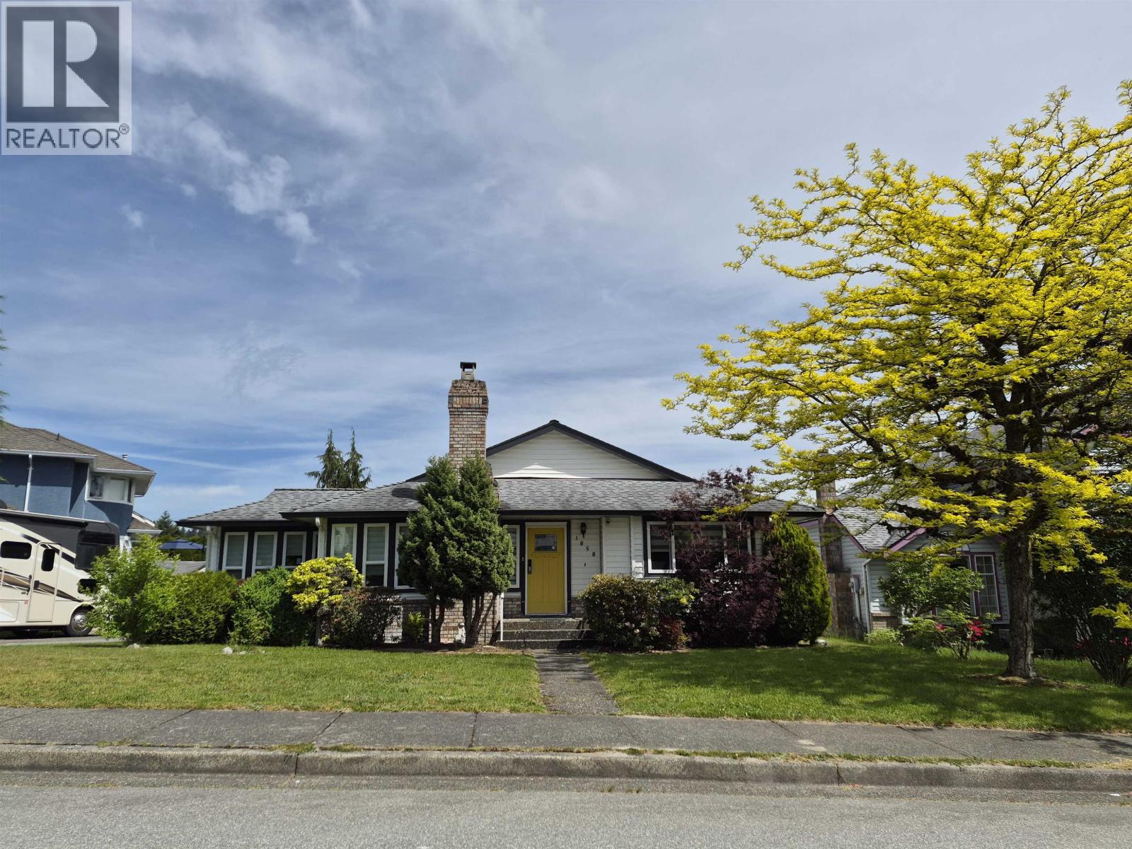1858 WALNUT CRESCENT, Coquitlam, British Columbia