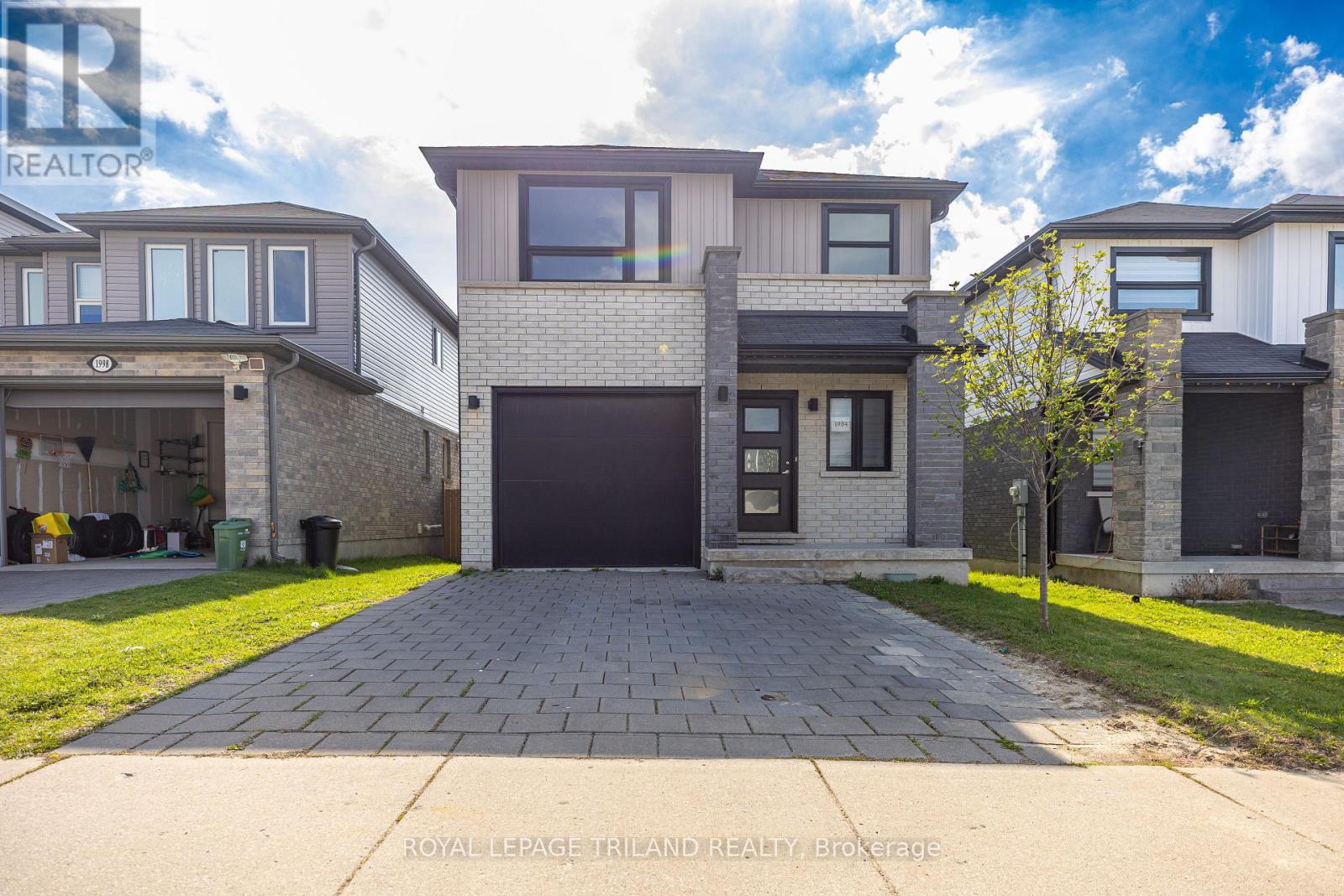 1994 Foxridge Crescent, London North, Ontario  N6G 0L8 - Photo 1 - X13149480