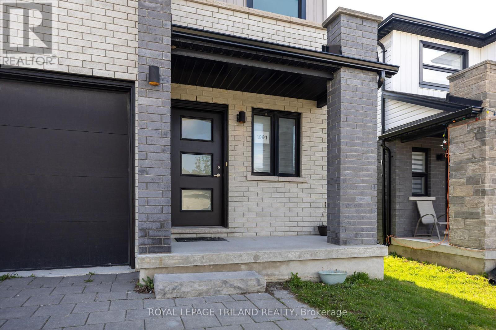 1994 Foxridge Crescent, London North, Ontario  N6G 0L8 - Photo 3 - X13149480