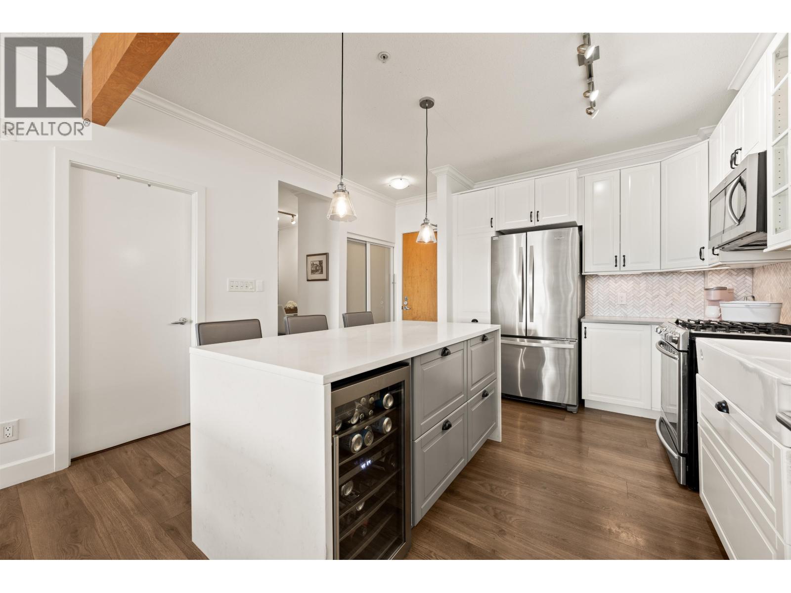 307 530 Raven Woods Drive, North Vancouver, British Columbia V7G 2T5 - Photo 6 - R3121209