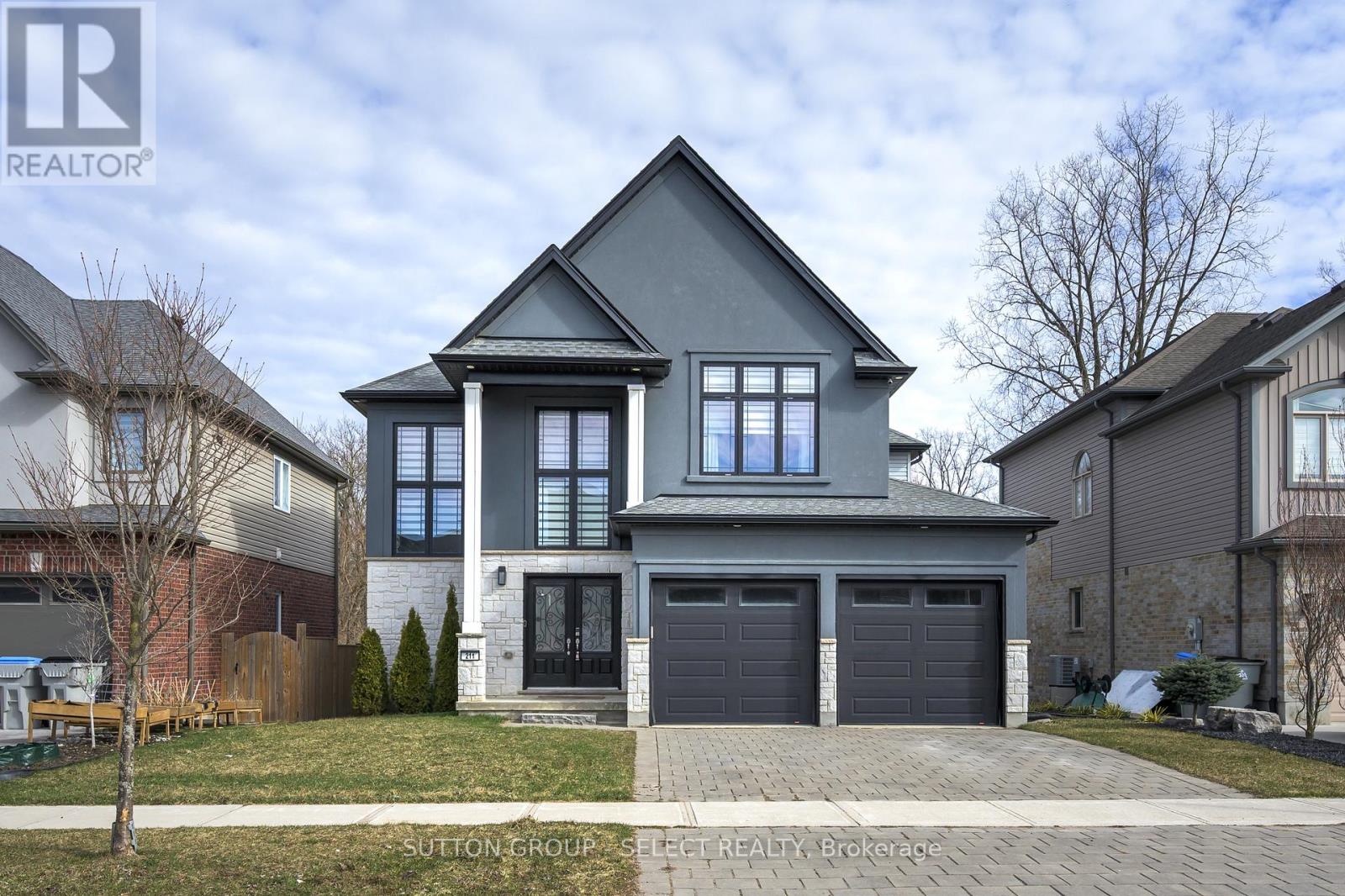 211 Union Avenue, Middlesex Centre, Ontario  N0L 1R0 - Photo 1 - X13149538