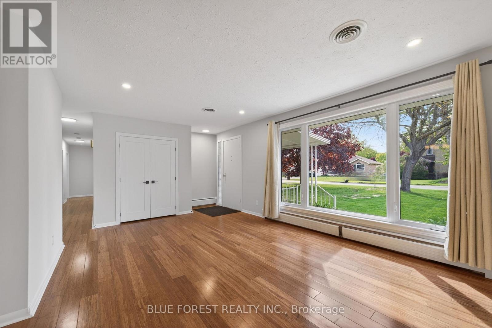 167 Mary Street, Dutton/dunwich, Ontario  N0L 1J0 - Photo 4 - X13149600
