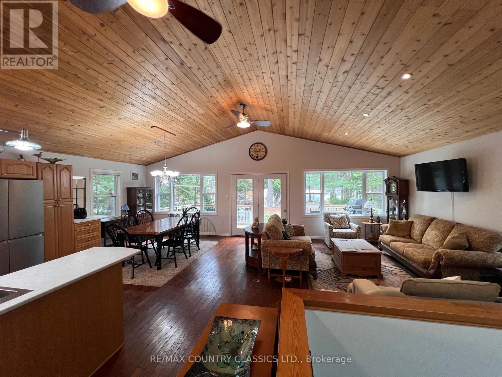 4501 Elephant Lake Road, Dysart Et Al, Ontario  K0L 2A0 - Photo 16 - X13149536