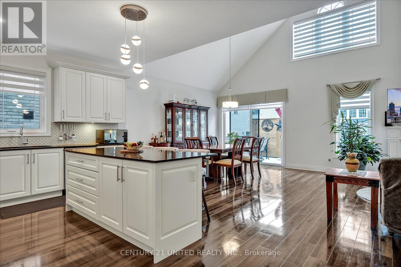 283 Noftall Gardens, Peterborough, Ontario  K9H 0G8 - Photo 4 - X13149694