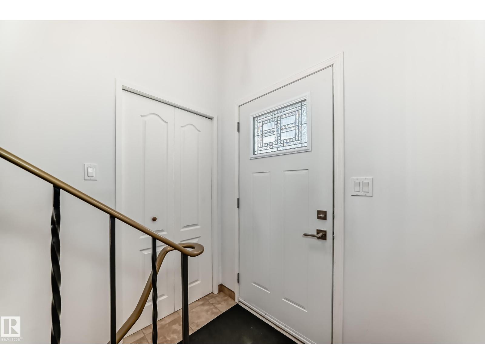 11812 139 Av Nw, Edmonton, Alberta  T5X 4J5 - Photo 2 - E4488761