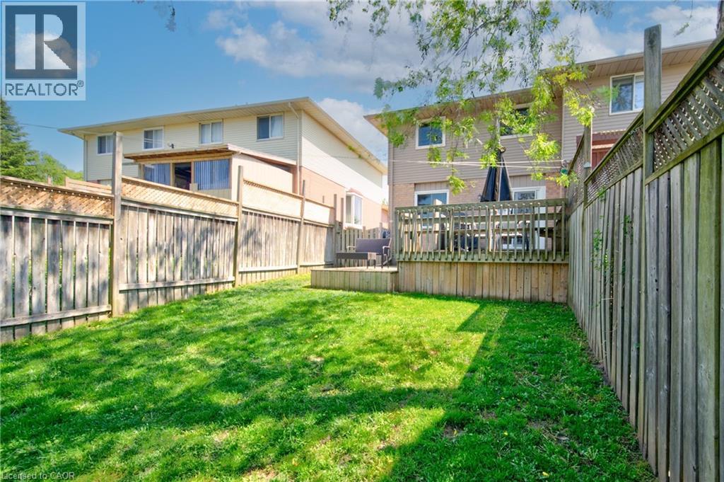 6 Marcon Court, Kitchener, Ontario N2E 3G3 - Photo 35 - 40831578