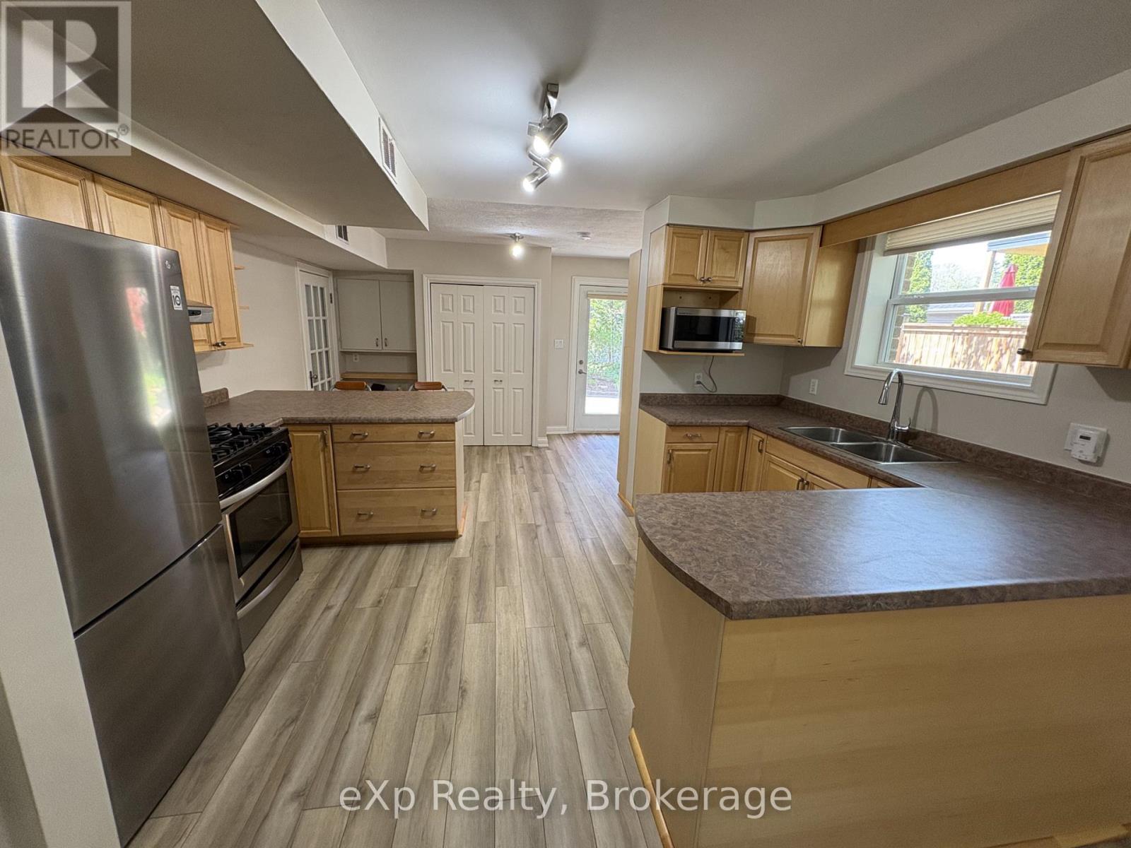 73 Metcalfe Street, Guelph, Ontario  N1E 4X8 - Photo 12 - X13149646
