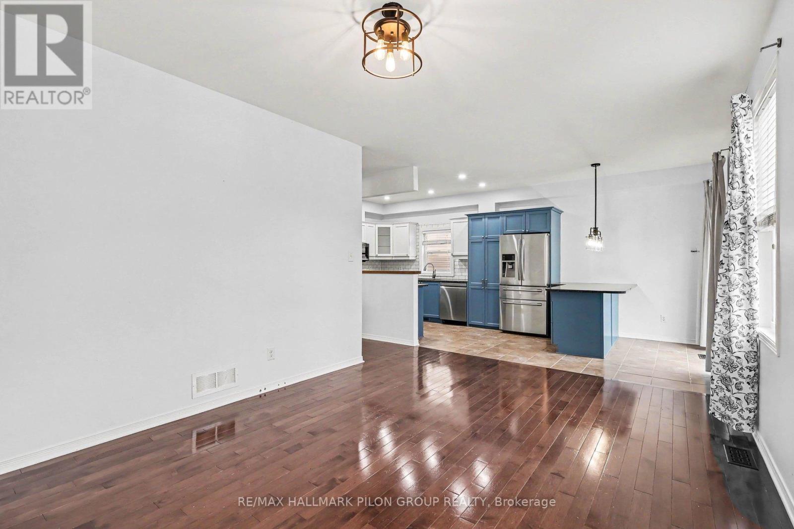 108 Jolley Cut Way, Ottawa, Ontario  K1W 0B5 - Photo 12 - X13149802