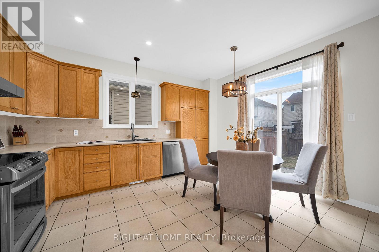 27 Knowlton Drive, Ottawa, Ontario  K2G 6P1 - Photo 17 - X13149834