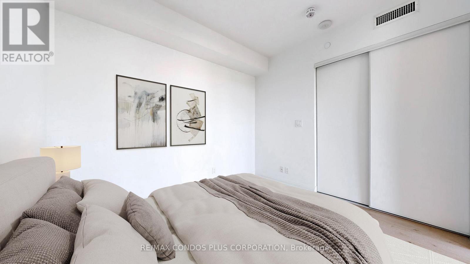 1406 - 99 Foxbar Road, Toronto, Ontario M4V 0B2 - Photo 5 - C13149290