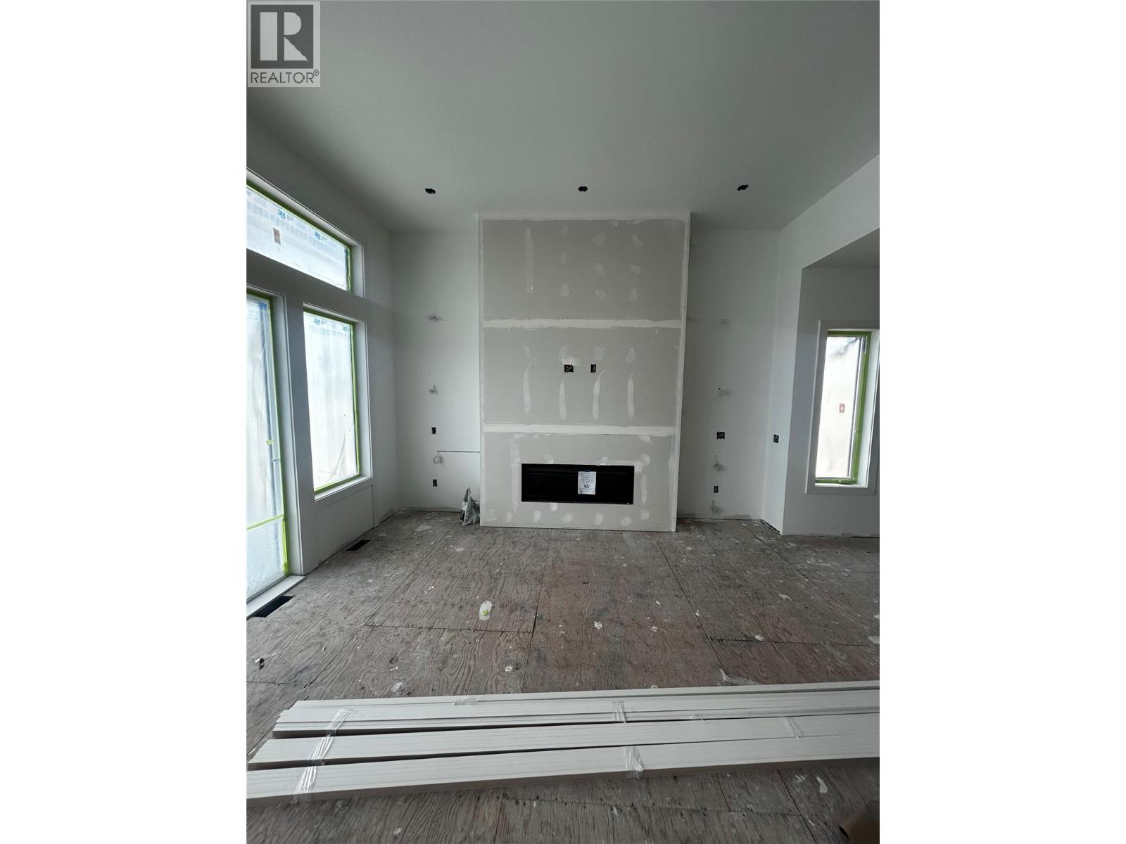 237 Turnberry Street, Kelowna, British Columbia  V1P 0B1 - Photo 11 - 10387845