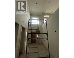 237 Turnberry Street, Kelowna, British Columbia  V1P 0B1 - Photo 3 - 10387845