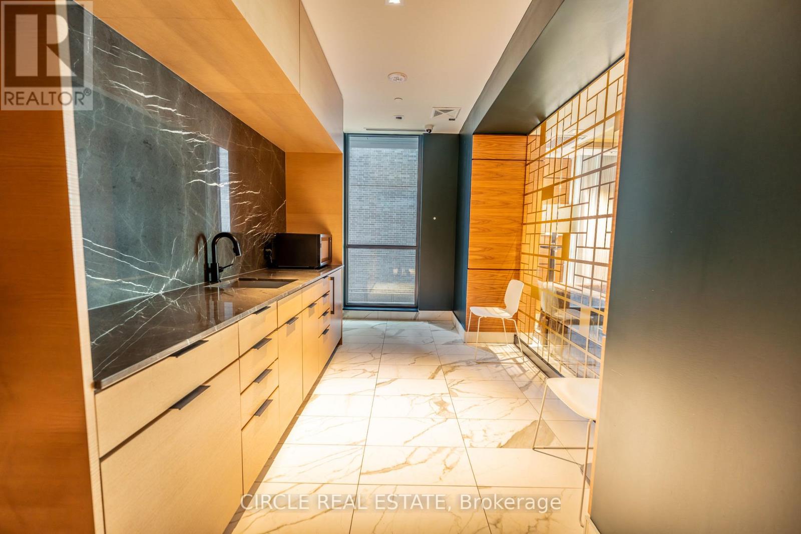 2705 - 327 King Street W, Toronto, Ontario  M5V 0W7 - Photo 30 - C13149324
