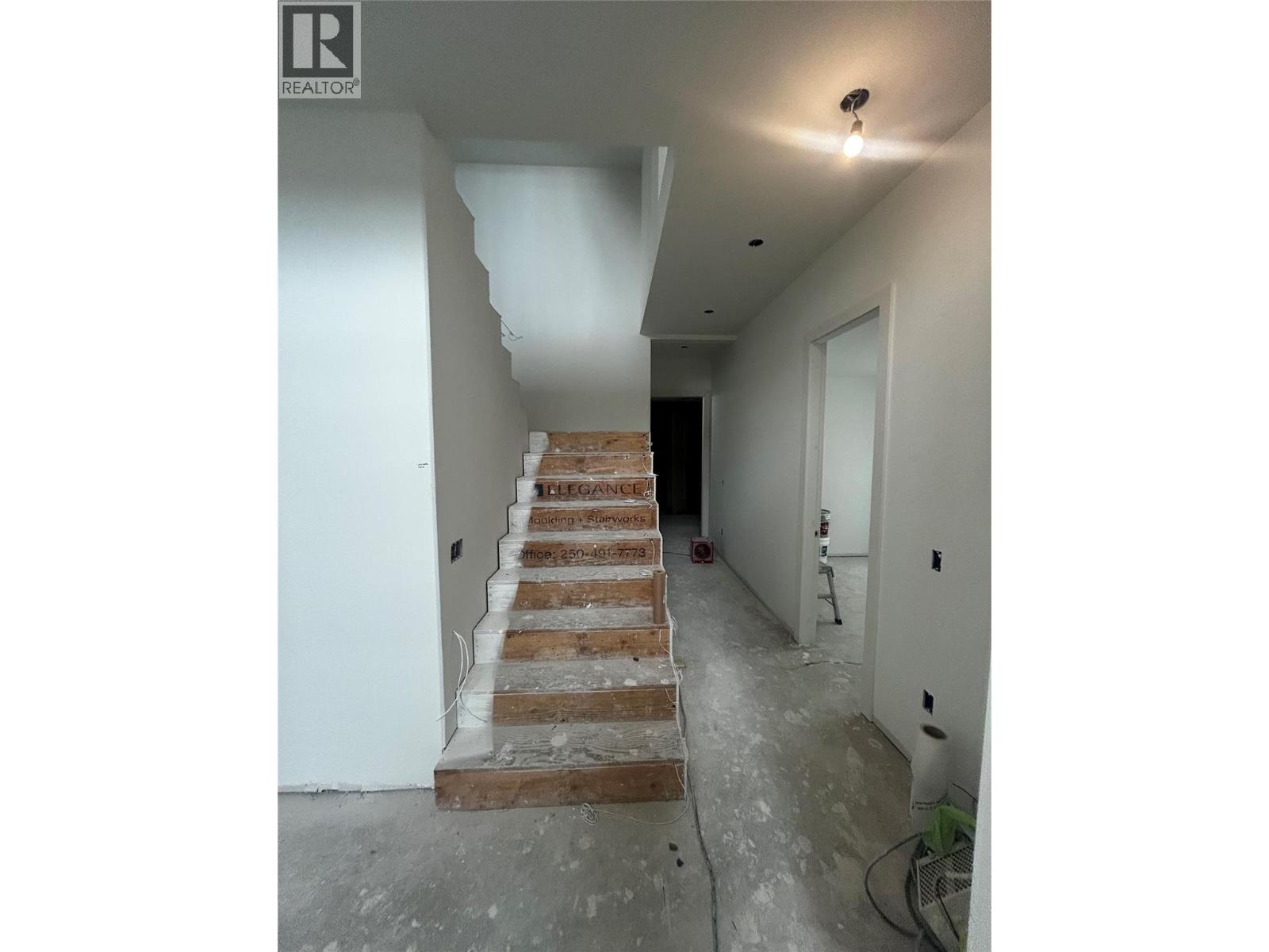 237 Turnberry Street, Kelowna, British Columbia  V1P 0B1 - Photo 9 - 10387845