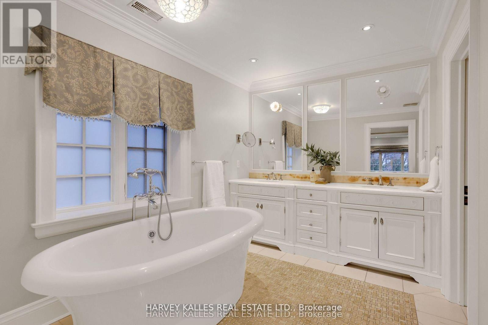 12 Killarney Road, Toronto, Ontario  M5P 1L8 - Photo 29 - C13149352