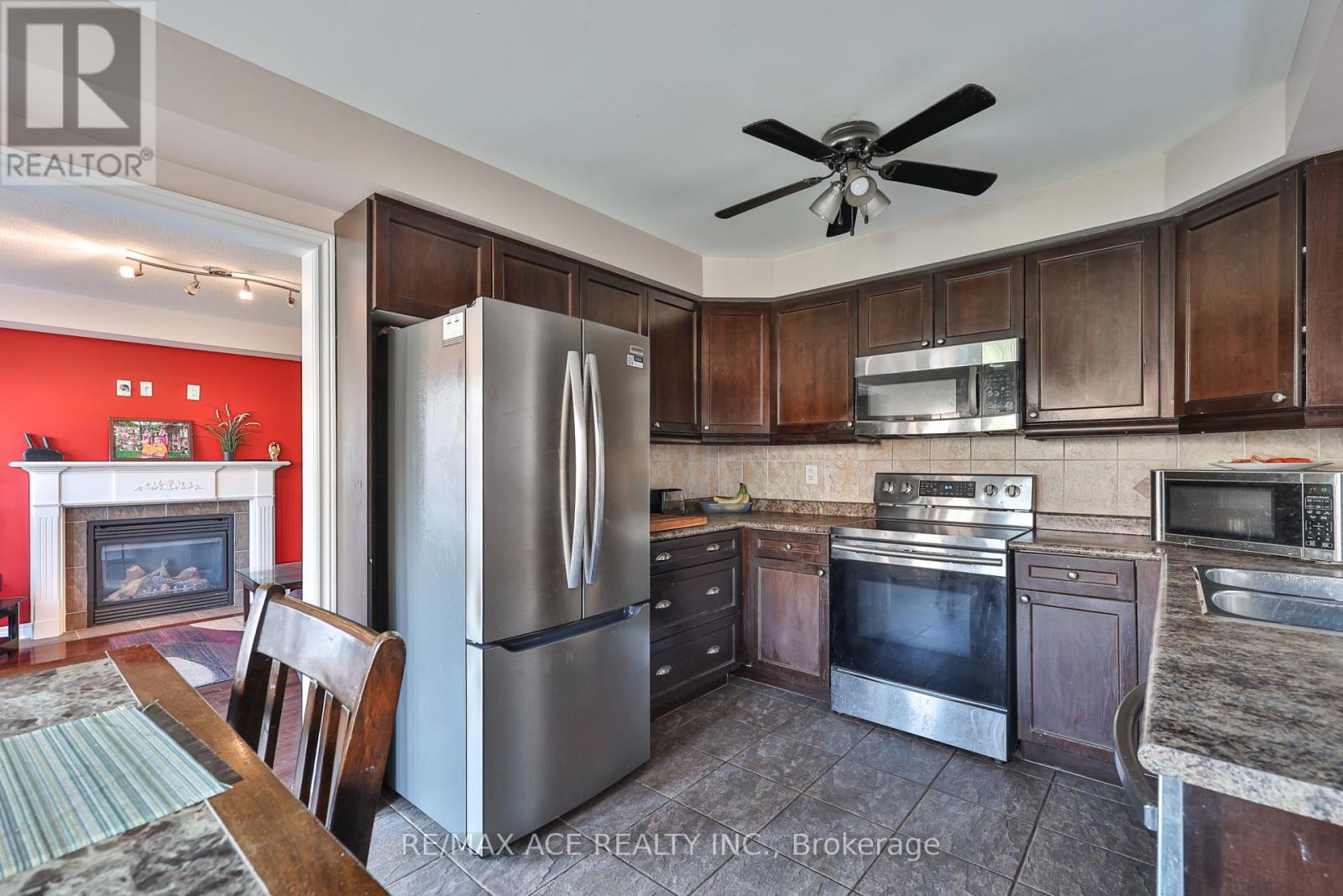 72 Taverner Crescent S, Ajax, Ontario  L1T 0K1 - Photo 15 - E13137870