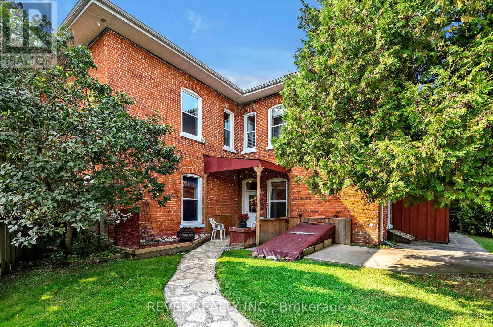 351 Hedge Road, Georgina, Ontario  L0E 1R0 - Photo 9 - N12881134
