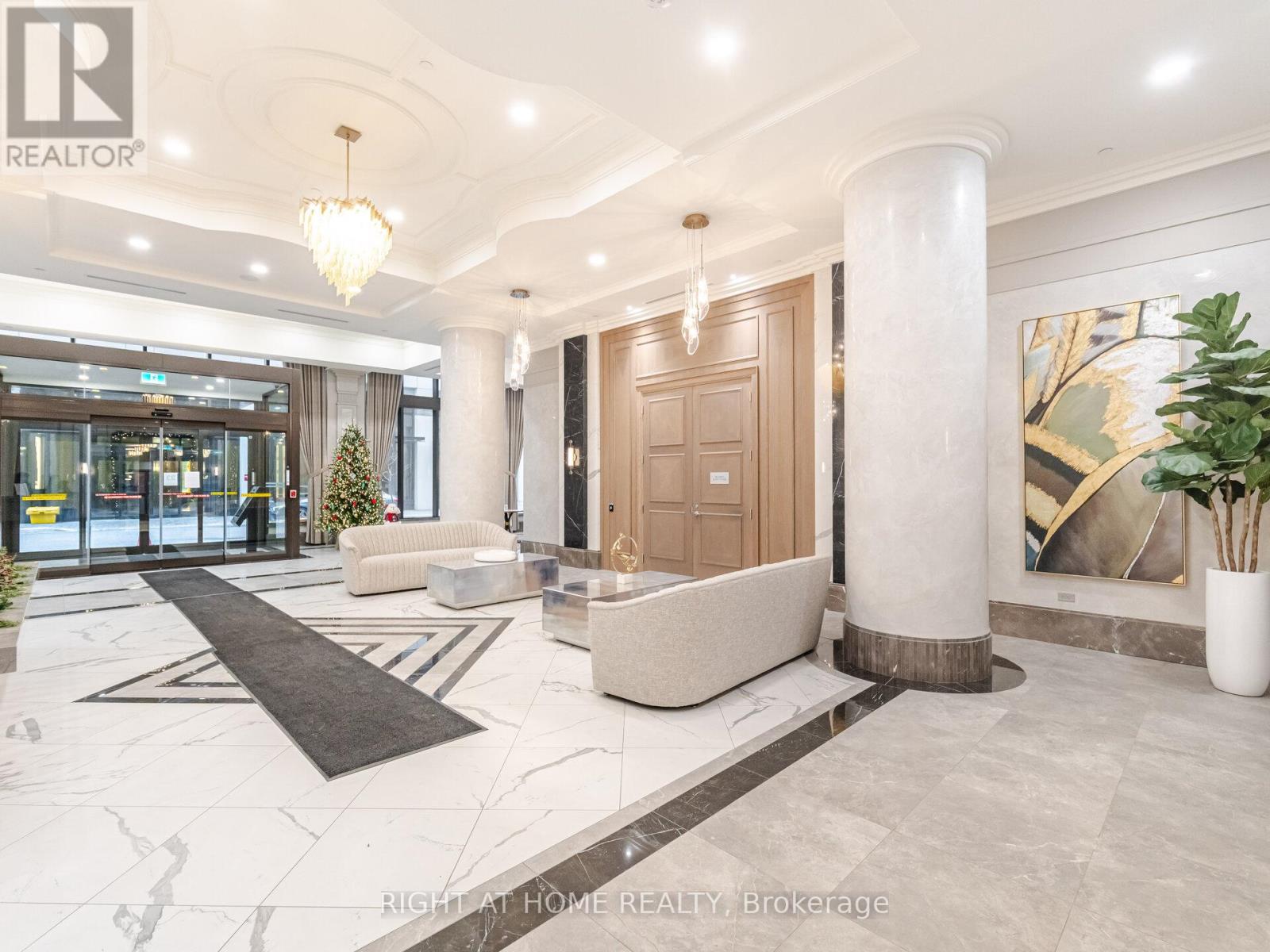 1807 - 30 Elm Drive W, Mississauga, Ontario  L5B 0N6 - Photo 4 - W13147432