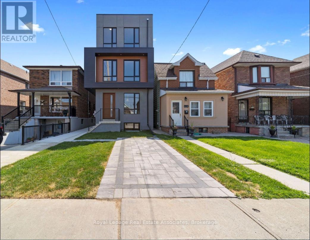 531 Delaware Avenue N, Toronto, Ontario  M6H 2V3 - Photo 32 - C12843388