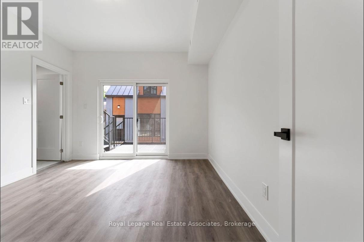 531 Delaware Avenue N, Toronto, Ontario  M6H 2V3 - Photo 15 - C12843388